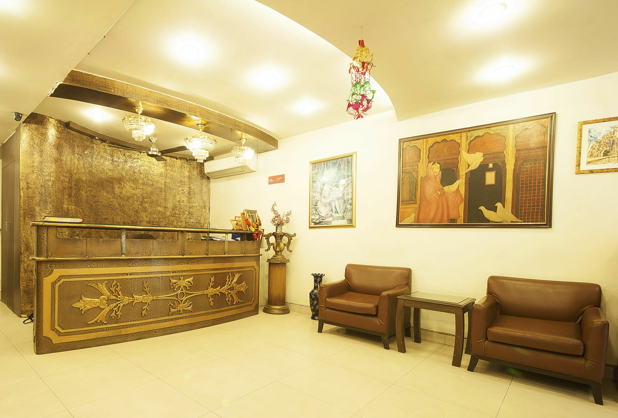 Golden Leaf Hotel นิวเดลี ภายนอก รูปภาพ